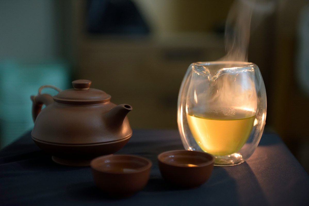 Ceramic tea sets